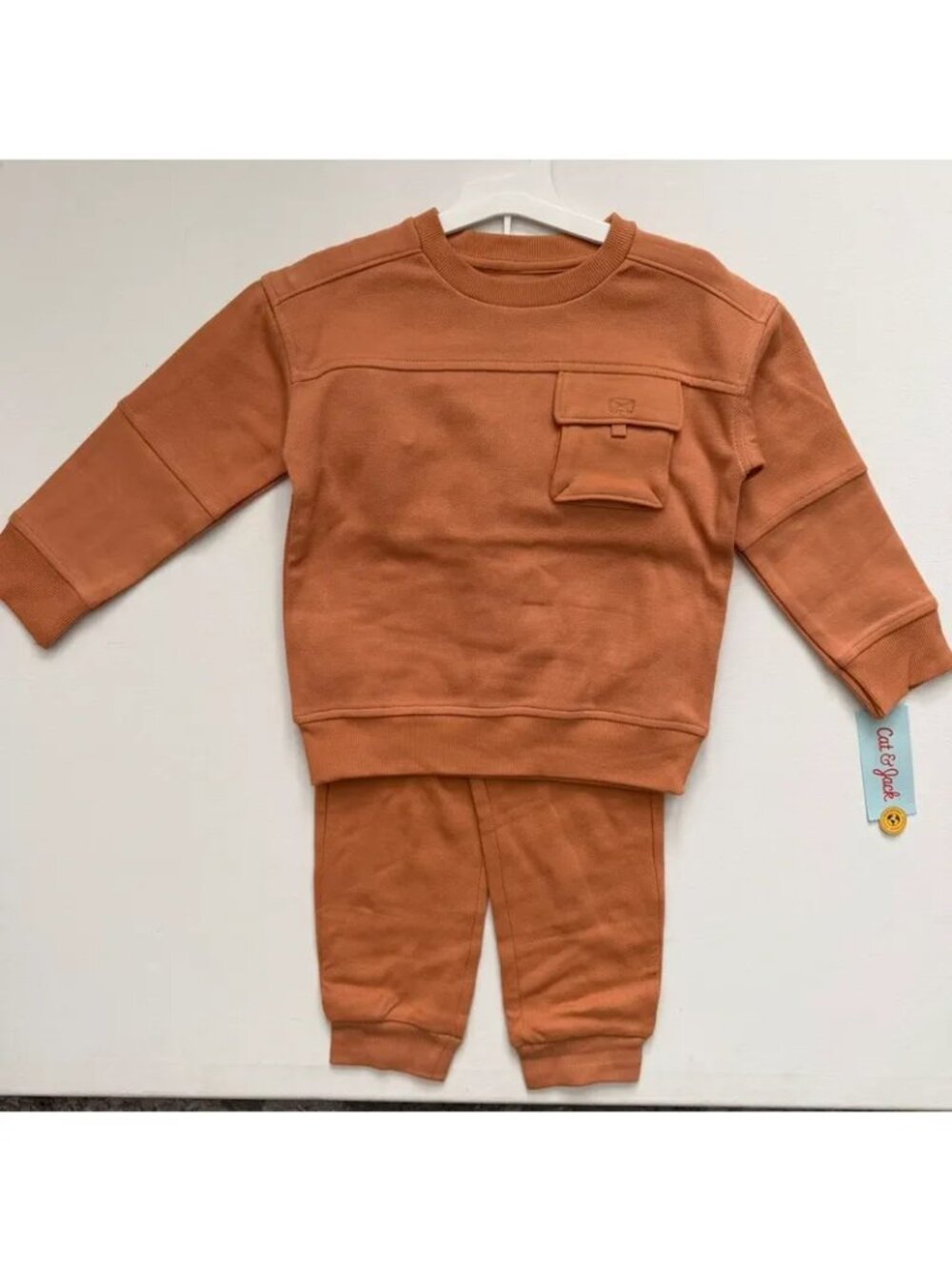 Cat & Jack Boys 2 piece Sweatsuit Size 4T